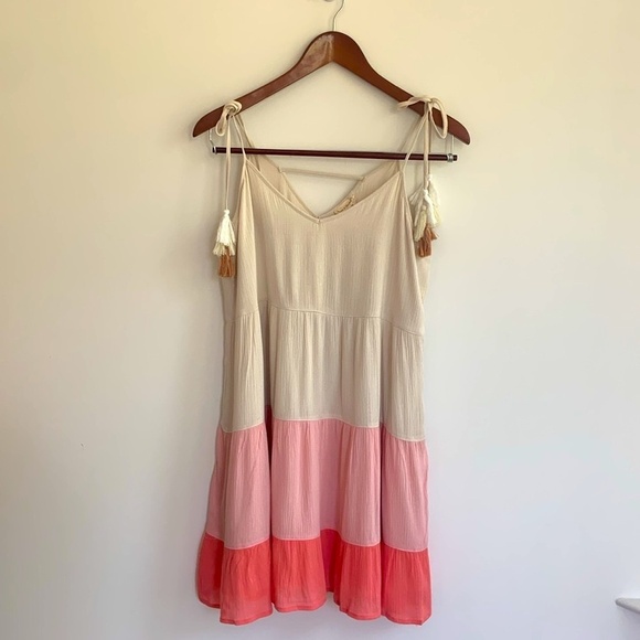 Hem Dresses & Skirts - Hem & Thread Multicolor Tiered Sundress Tie Shoulder Lightweight NWT Size M‎